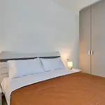 Apartman Black *